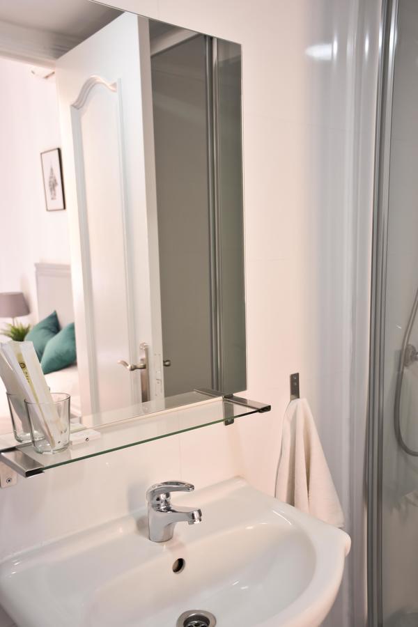 Hostal Guestped Madrid Dış mekan fotoğraf